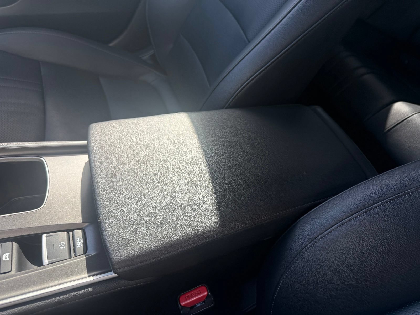 Used 2019 Honda Accord Touring image 16