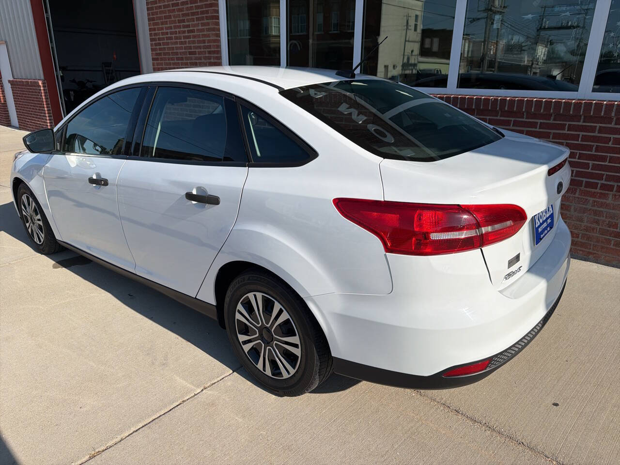 Used 2018 Ford Focus S FWD image 9