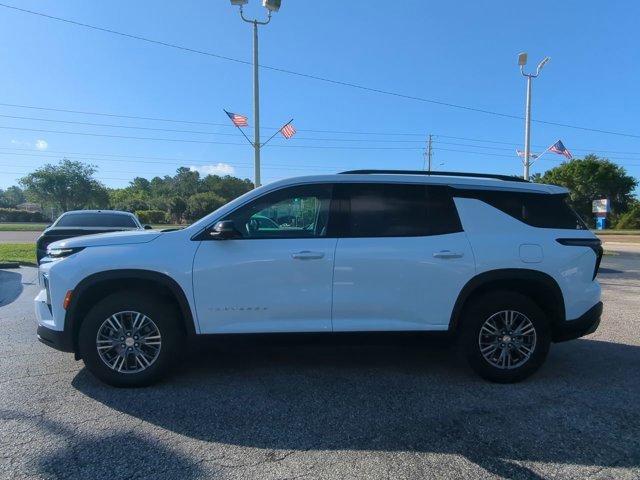 Used 2024 Chevrolet Traverse LT image 7