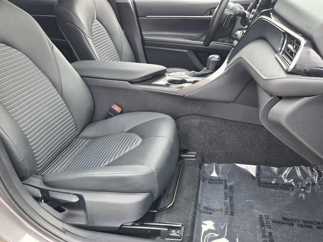 Used 2024 Toyota Camry SE FWD image 16