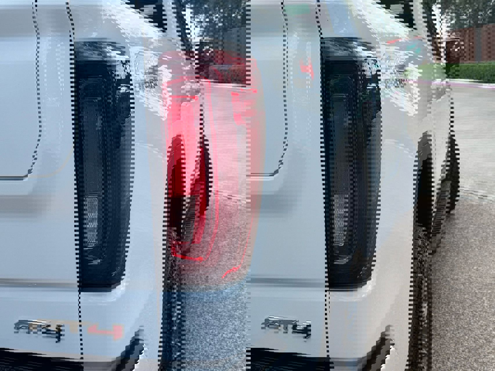 Used 2024 GMC Sierra 1500 AT4 w/ AT4 Premium Package image 5