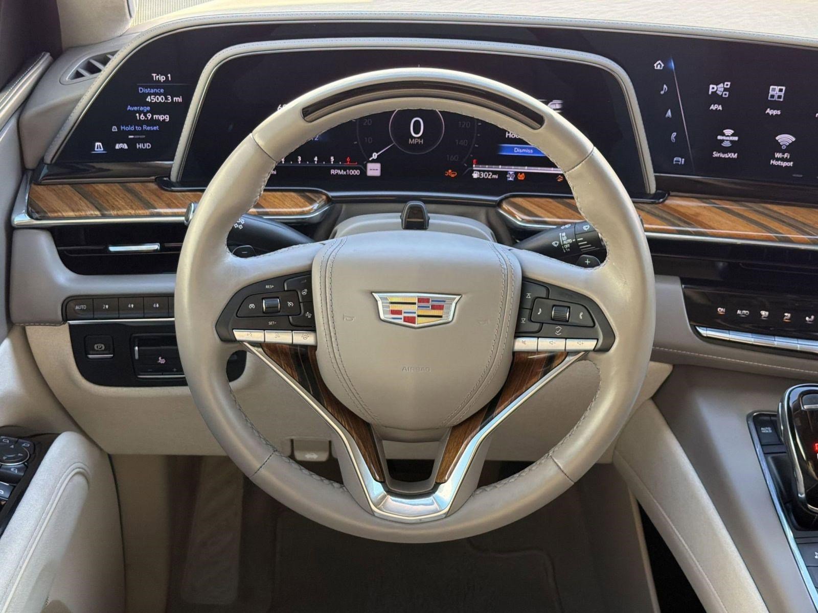 Certified 2024 Cadillac Escalade Premium Luxury Platinum w/ Heavy-Duty Trailer Package AWD/4WD image 15