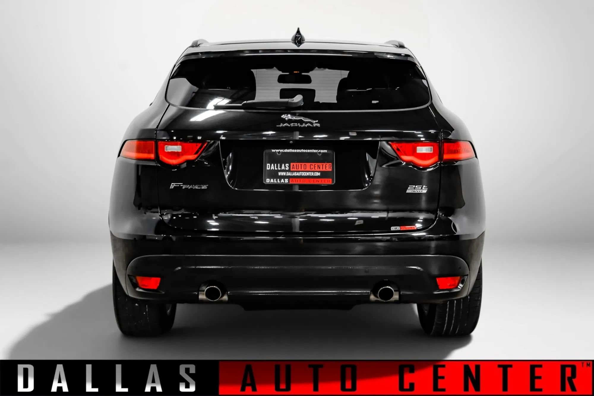 Used 2018 Jaguar F-PACE Premium AWD/4WD image 5