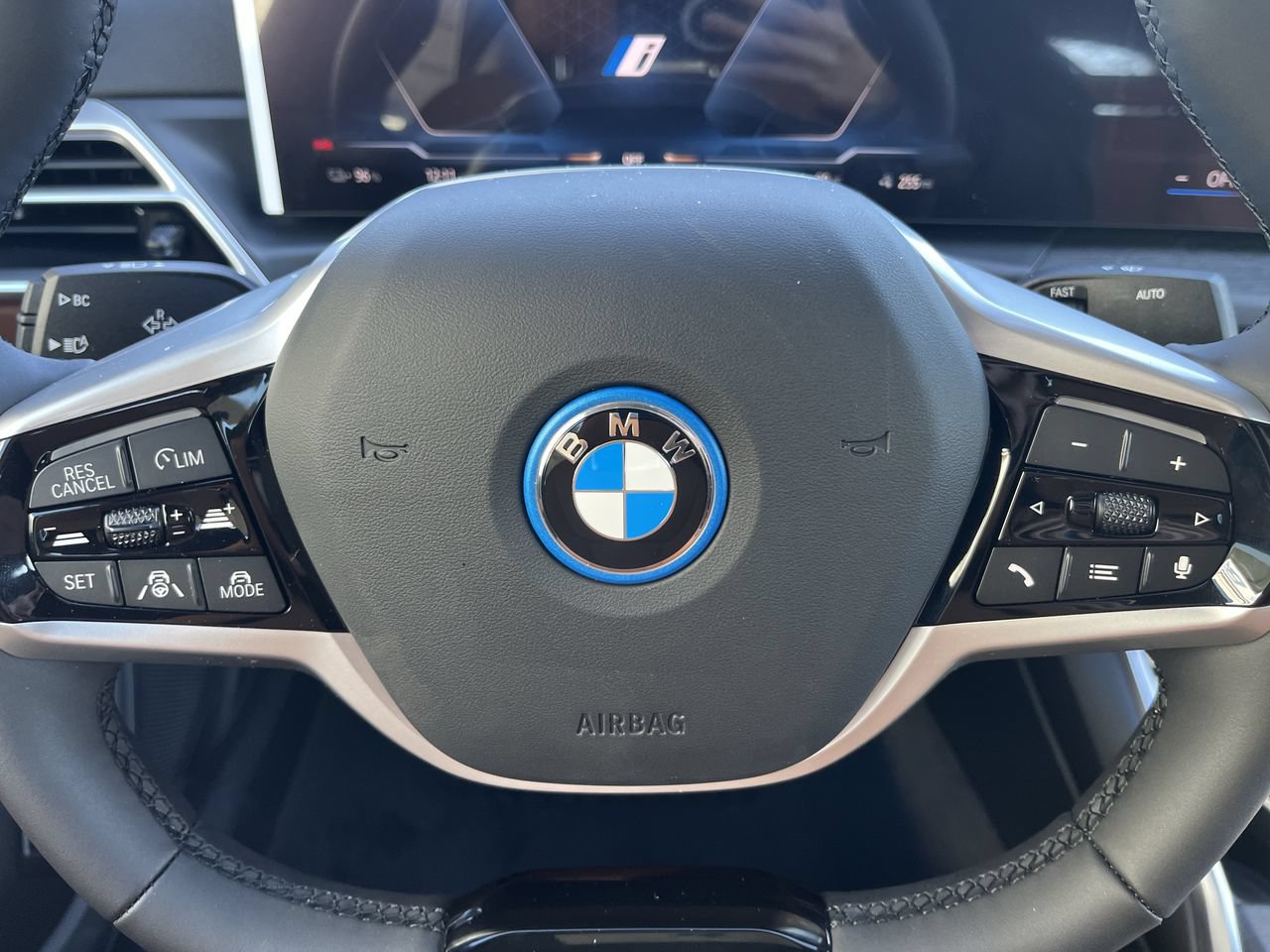 Certified 2026 BMW i4 eDrive40 w/ Premium Package RWD image 22
