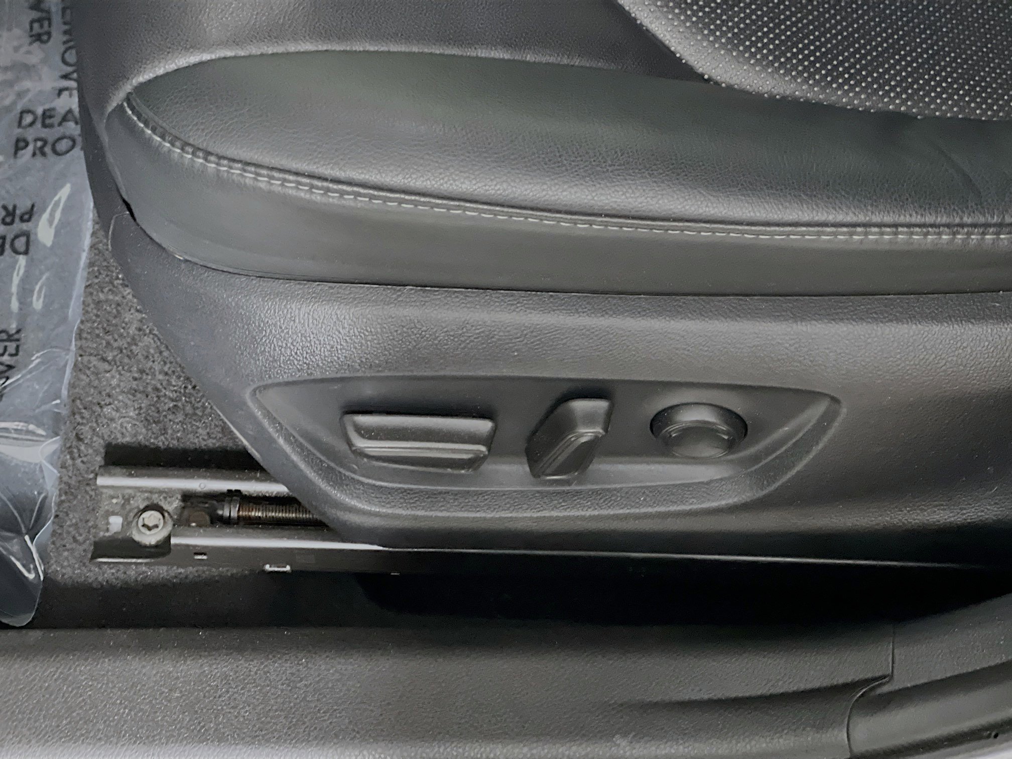 Used 2023 Toyota Camry XLE image 16