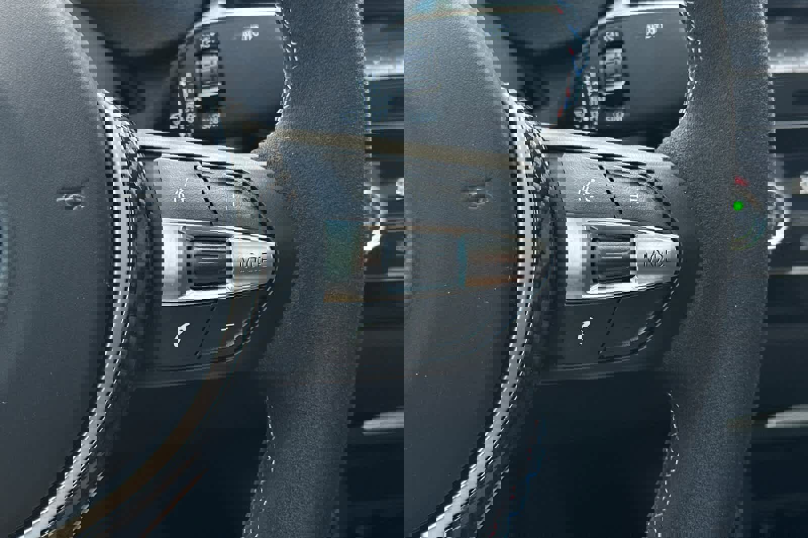 Used 2020 BMW M4 Coupe w/ Competition Package image 25