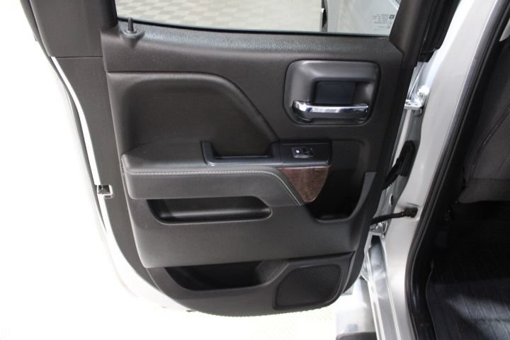 Used 2018 GMC Sierra 1500 SLE w/ SLE Value Package AWD/4WD image 17