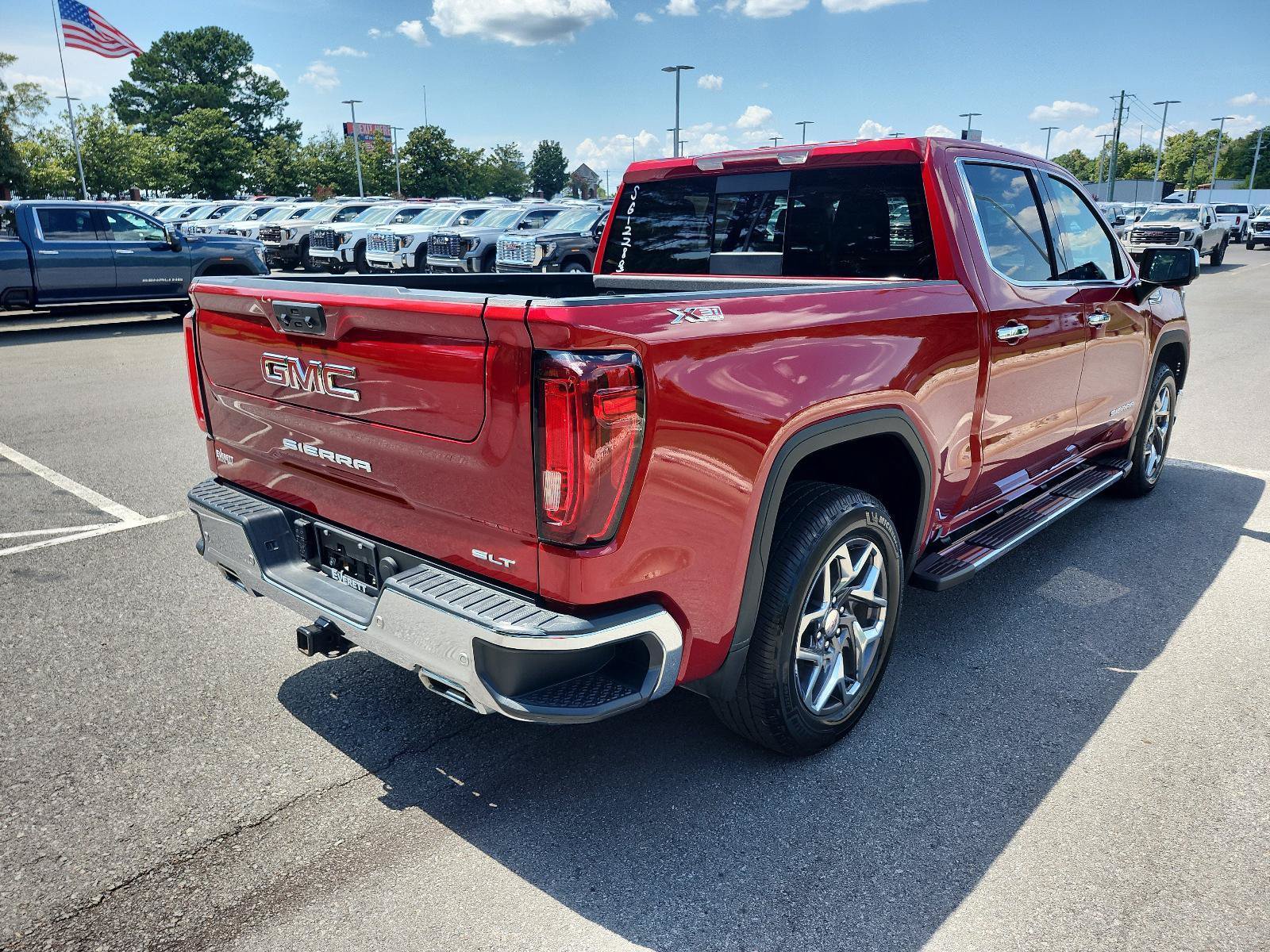 Used 2025 GMC Sierra 1500 SLT w/ SLT Premium Plus Package AWD/4WD image 3