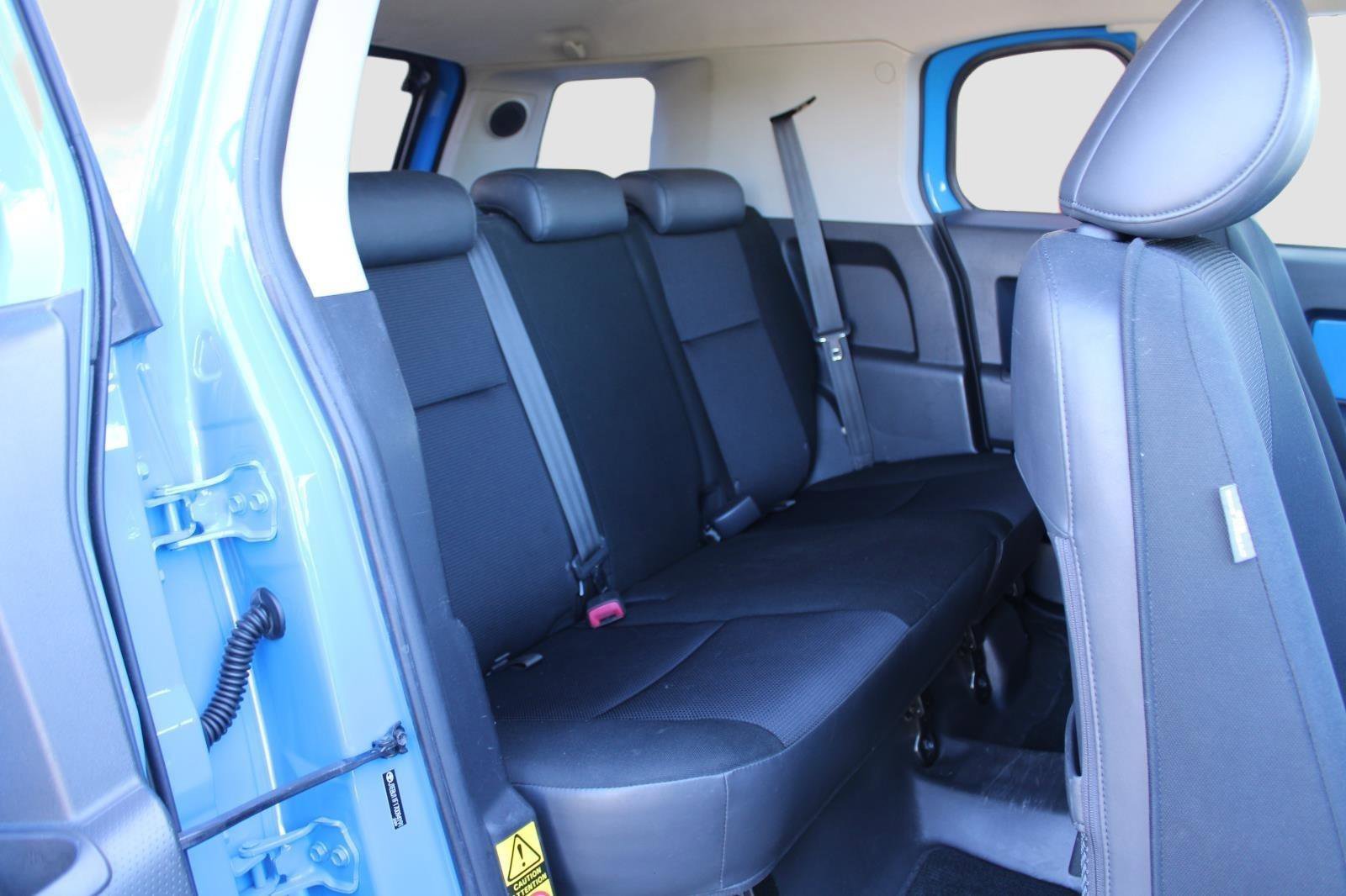 Used 2007 Toyota FJ Cruiser 4WD image 34