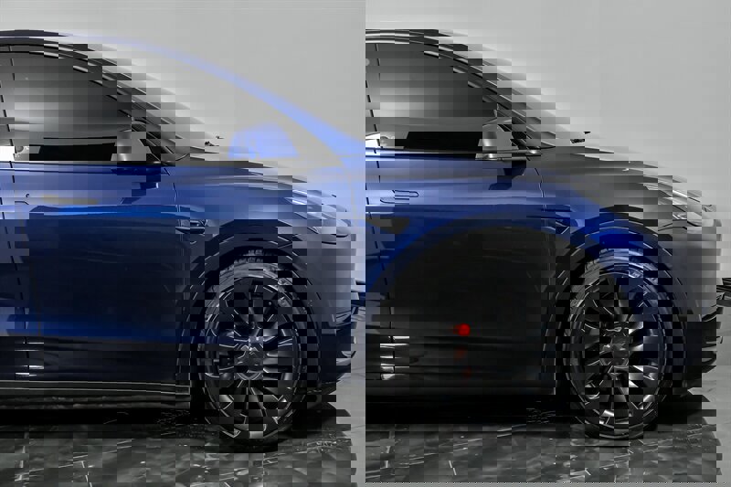 Used 2022 Tesla Model Y Performance image 12