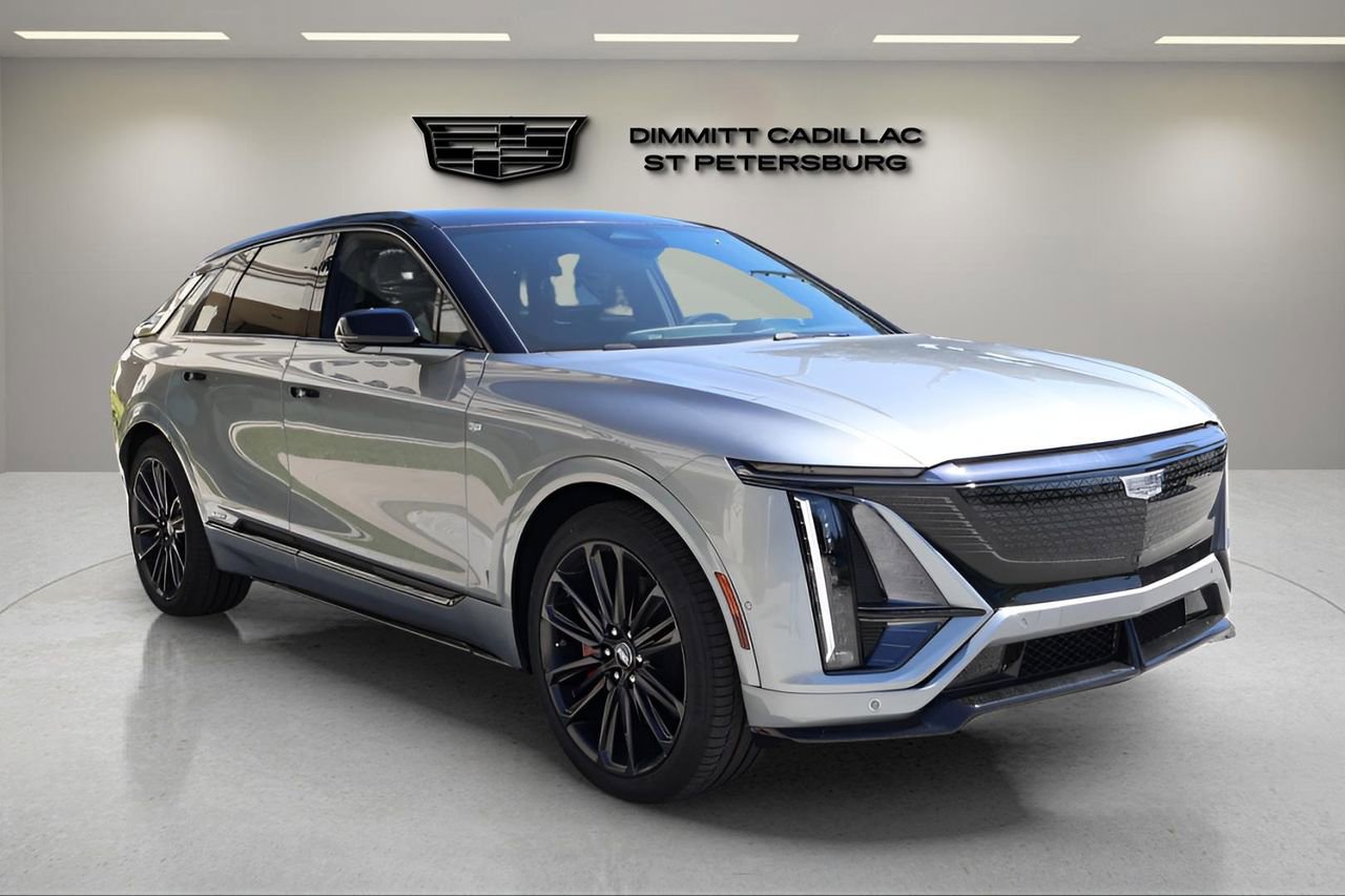 New 2026 Cadillac Lyriq V image 7