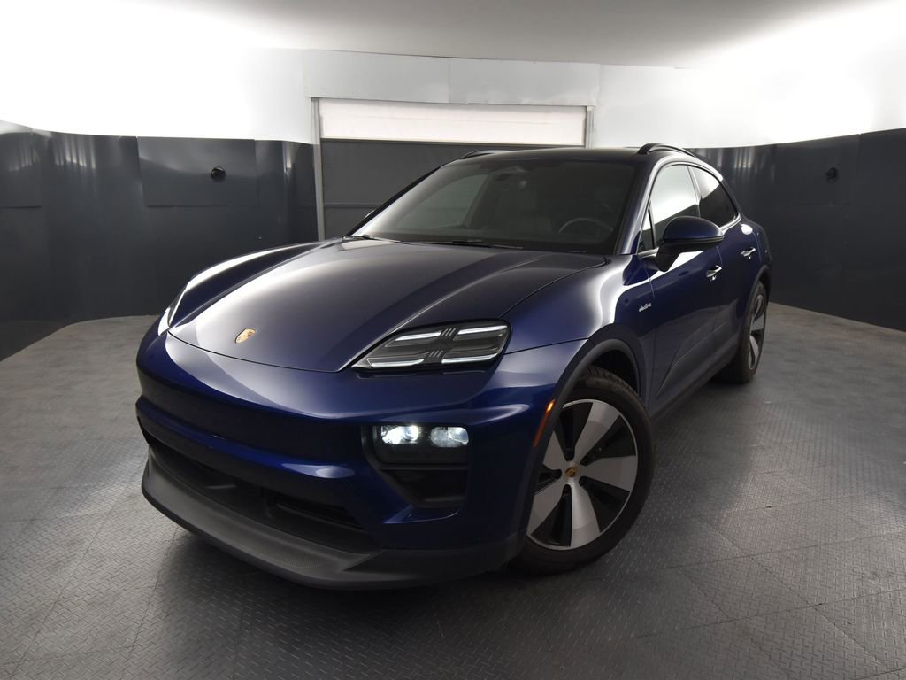 Used 2024 Porsche Macan 4 Electric video 1