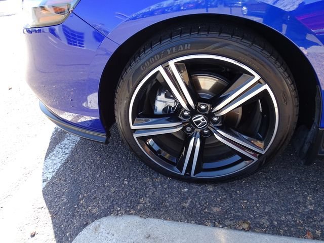 Used 2023 Honda Accord Sport image 7