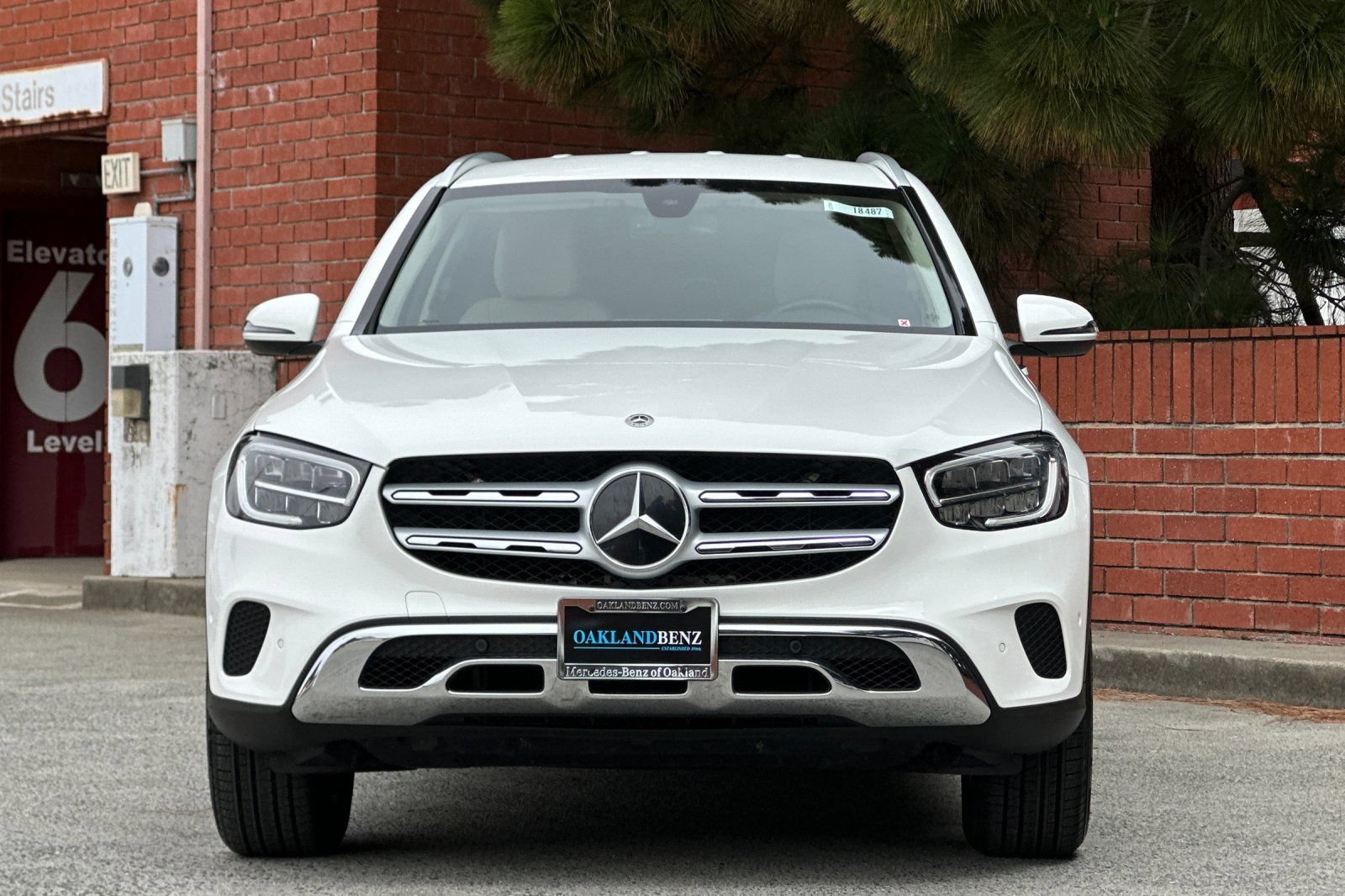 Used 2021 Mercedes-Benz GLC 300 4MATIC image 10