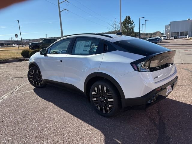 New 2026 Nissan Leaf Platinum+ w/ Cargo Package (Platinum+) FWD image 4