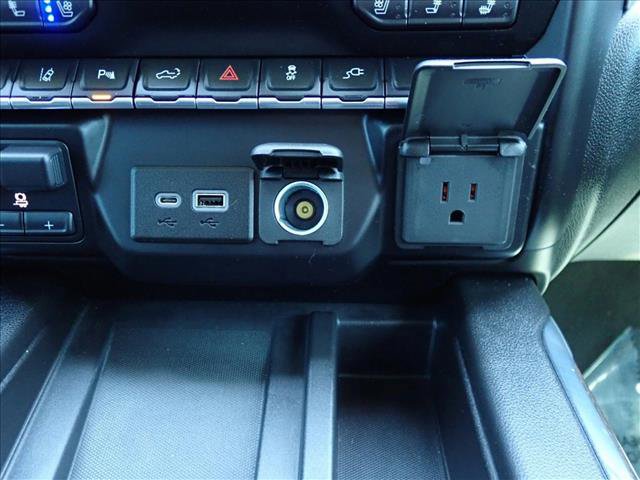 Used 2022 GMC Sierra 3500 Denali w/ Denali Ultimate Package image 21