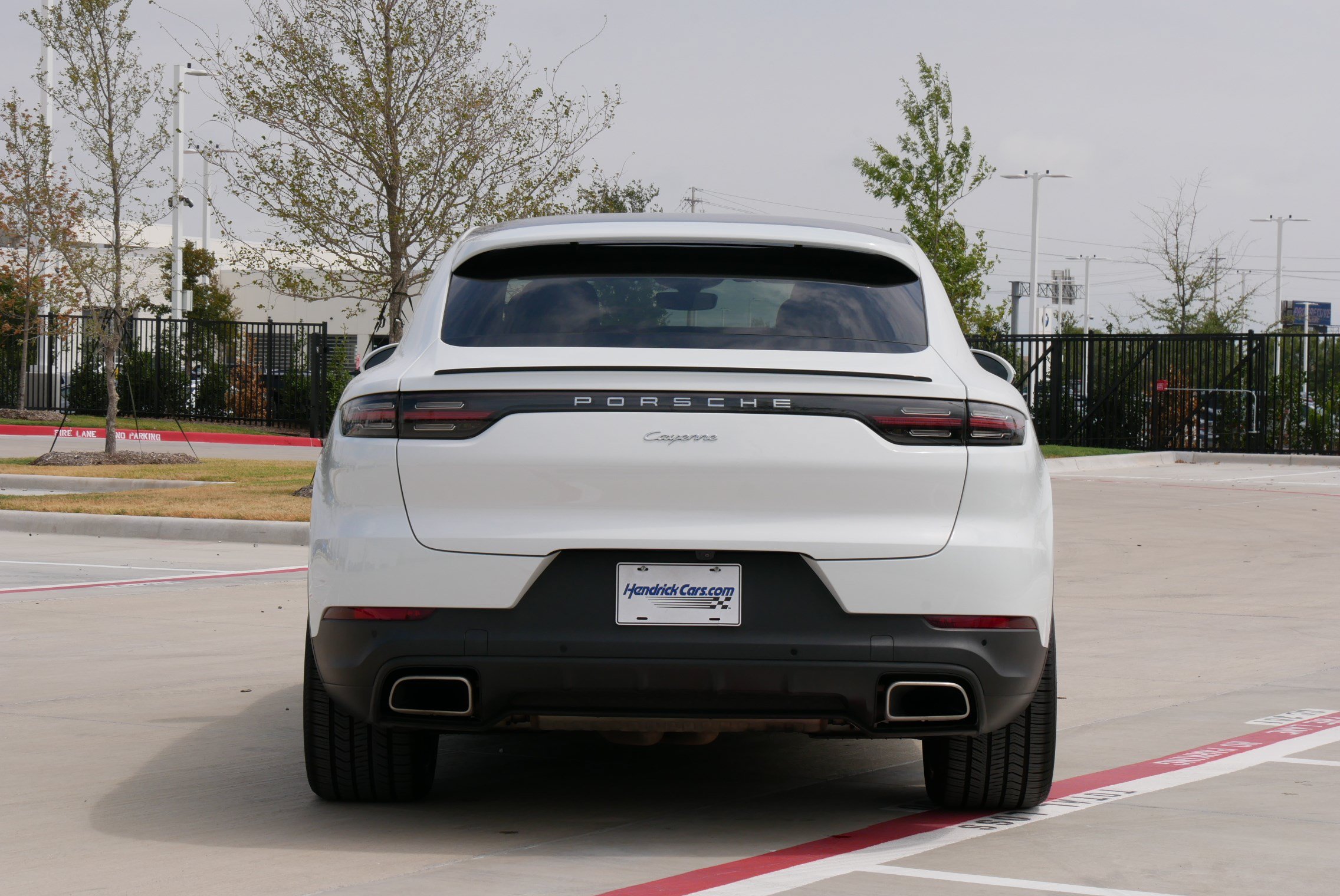 Used 2021 Porsche Cayenne Coupe AWD/4WD image 8