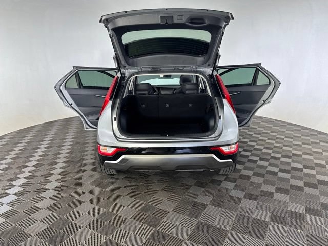 Certified 2025 Kia Niro EX Touring FWD image 17