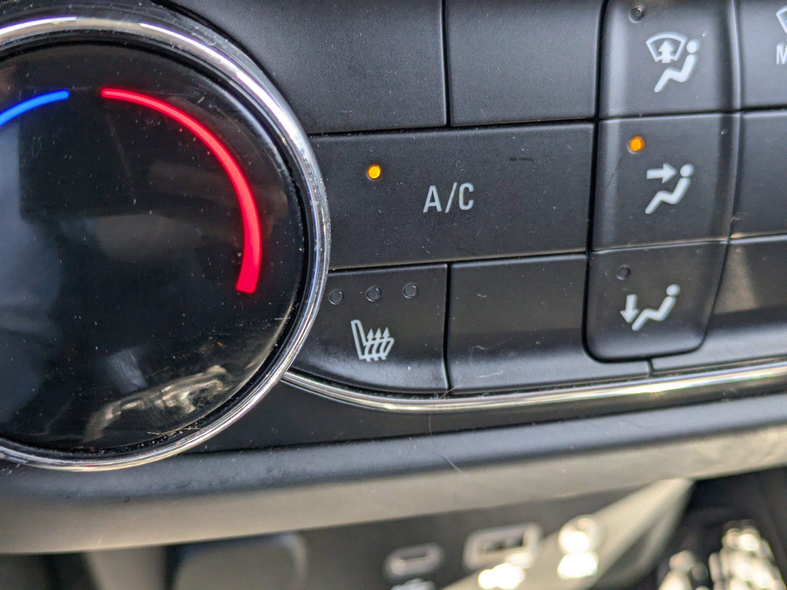 Certified 2023 Chevrolet TrailBlazer LT FWD image 23