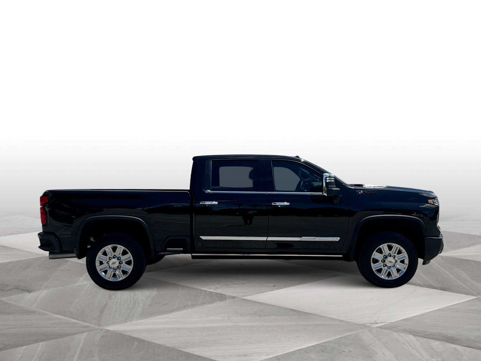 Used 2025 Chevrolet Silverado 3500 High Country w/ High Country Premium Package AWD/4WD image 9