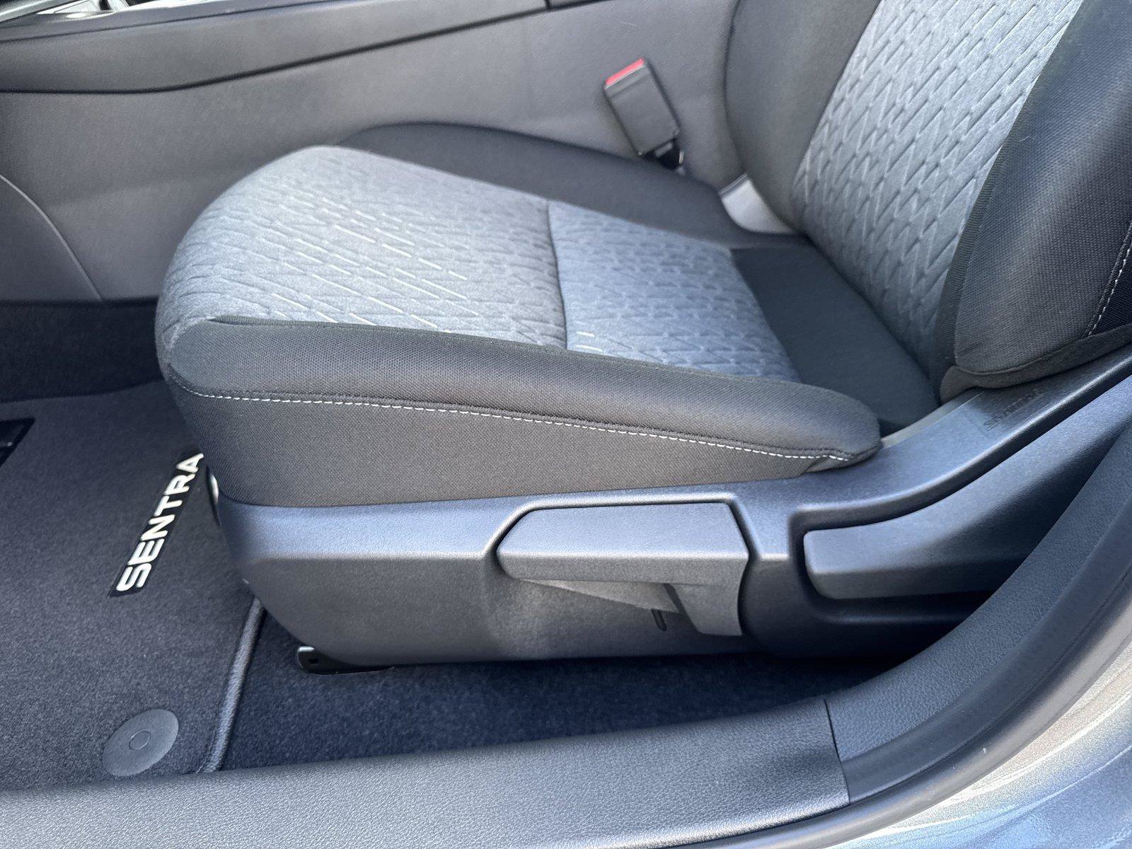 New 2027 Nissan Sentra SV w/ SV Convenience Package FWD image 10