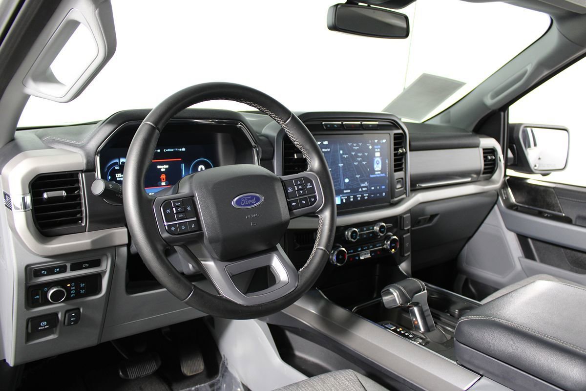 Used 2023 Ford F150 Lightning XLT AWD/4WD image 26