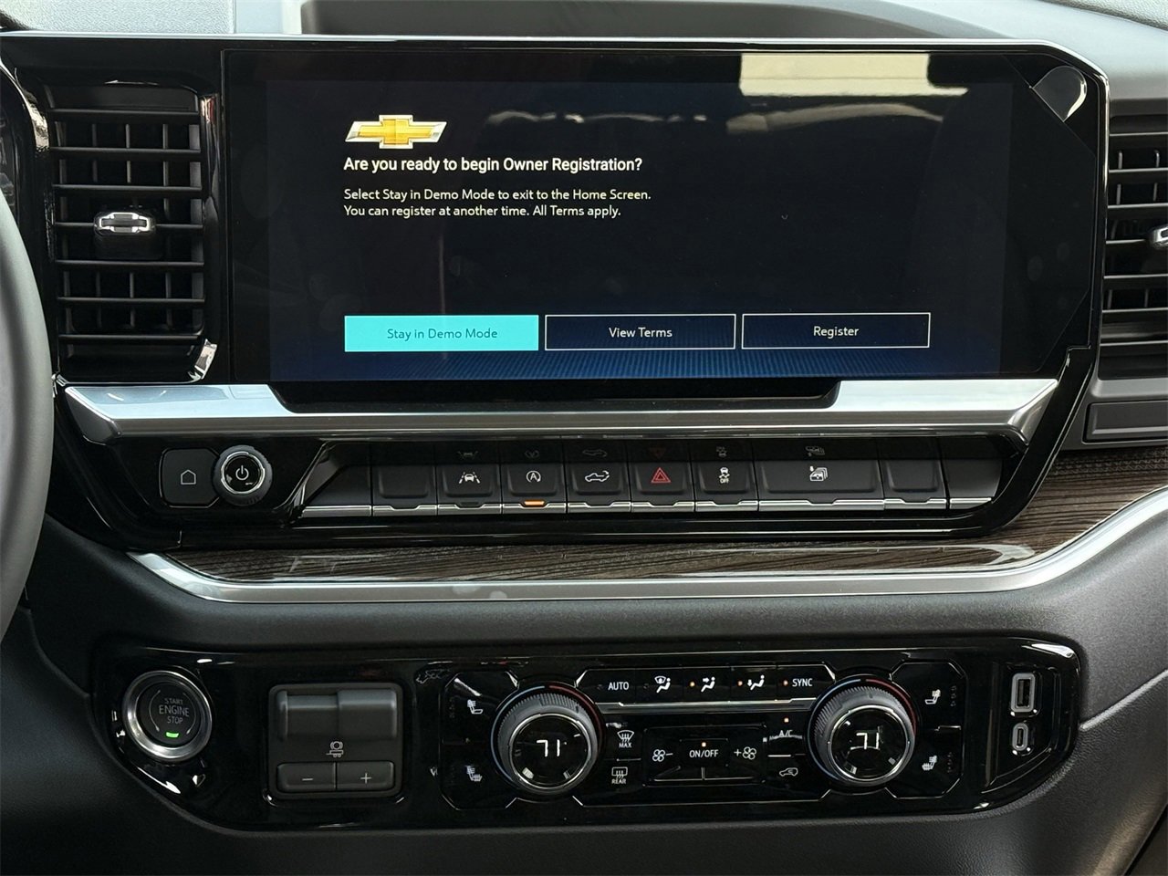 New 2026 Chevrolet Silverado 1500 LT image 17