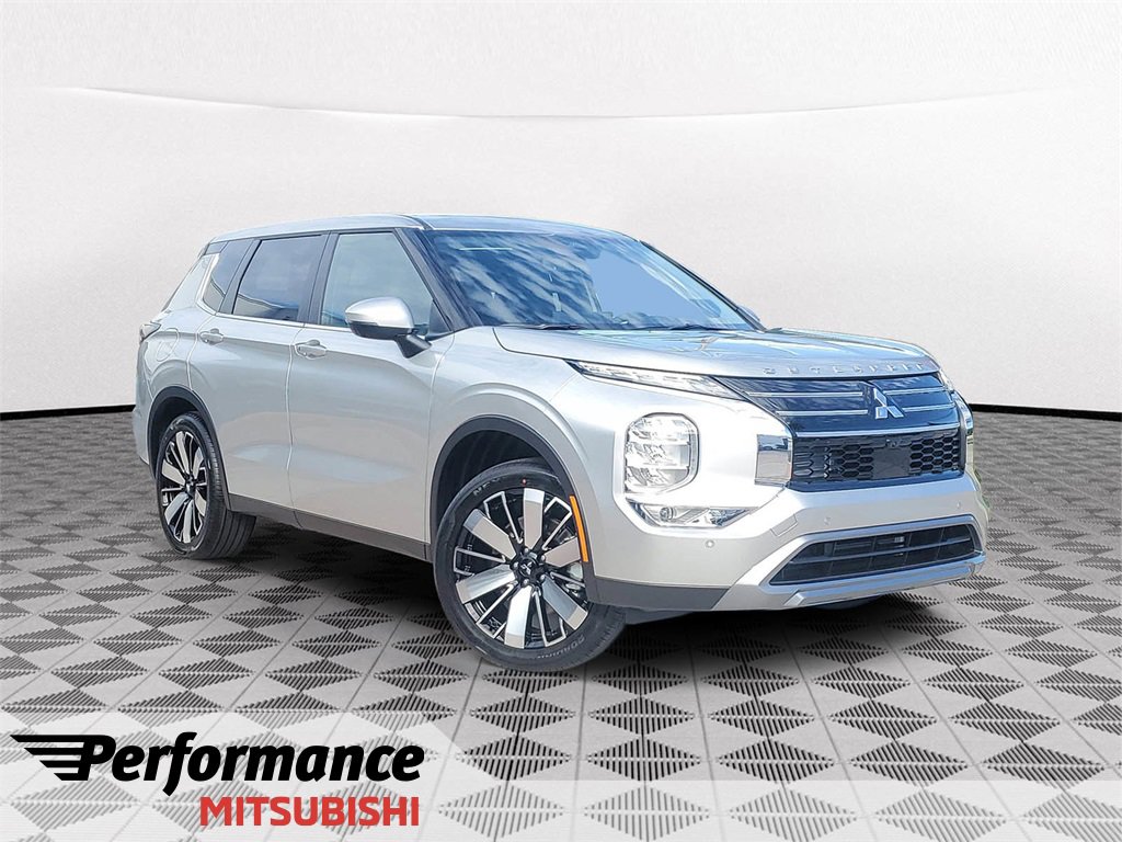 New 2026 Mitsubishi Outlander SE