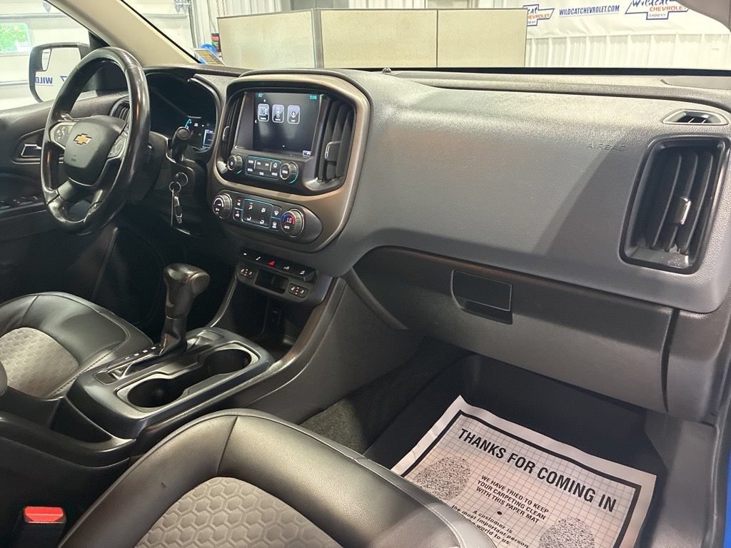 Used 2018 Chevrolet Colorado Z71 AWD/4WD image 38
