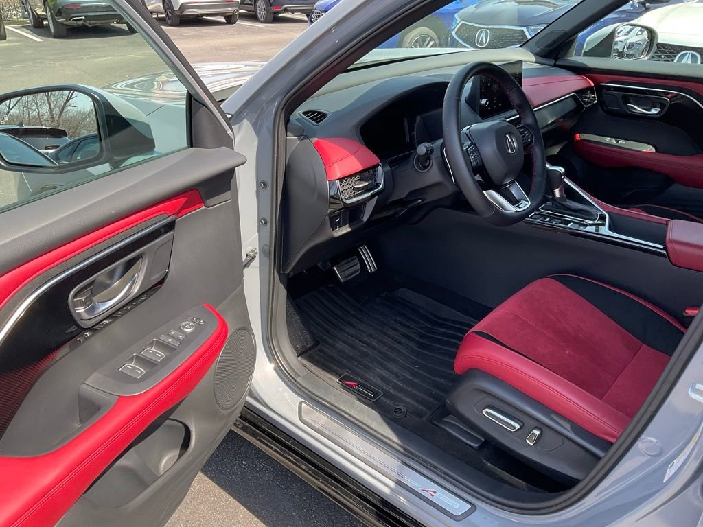 Certified 2025 Acura ADX A-Spec image 10