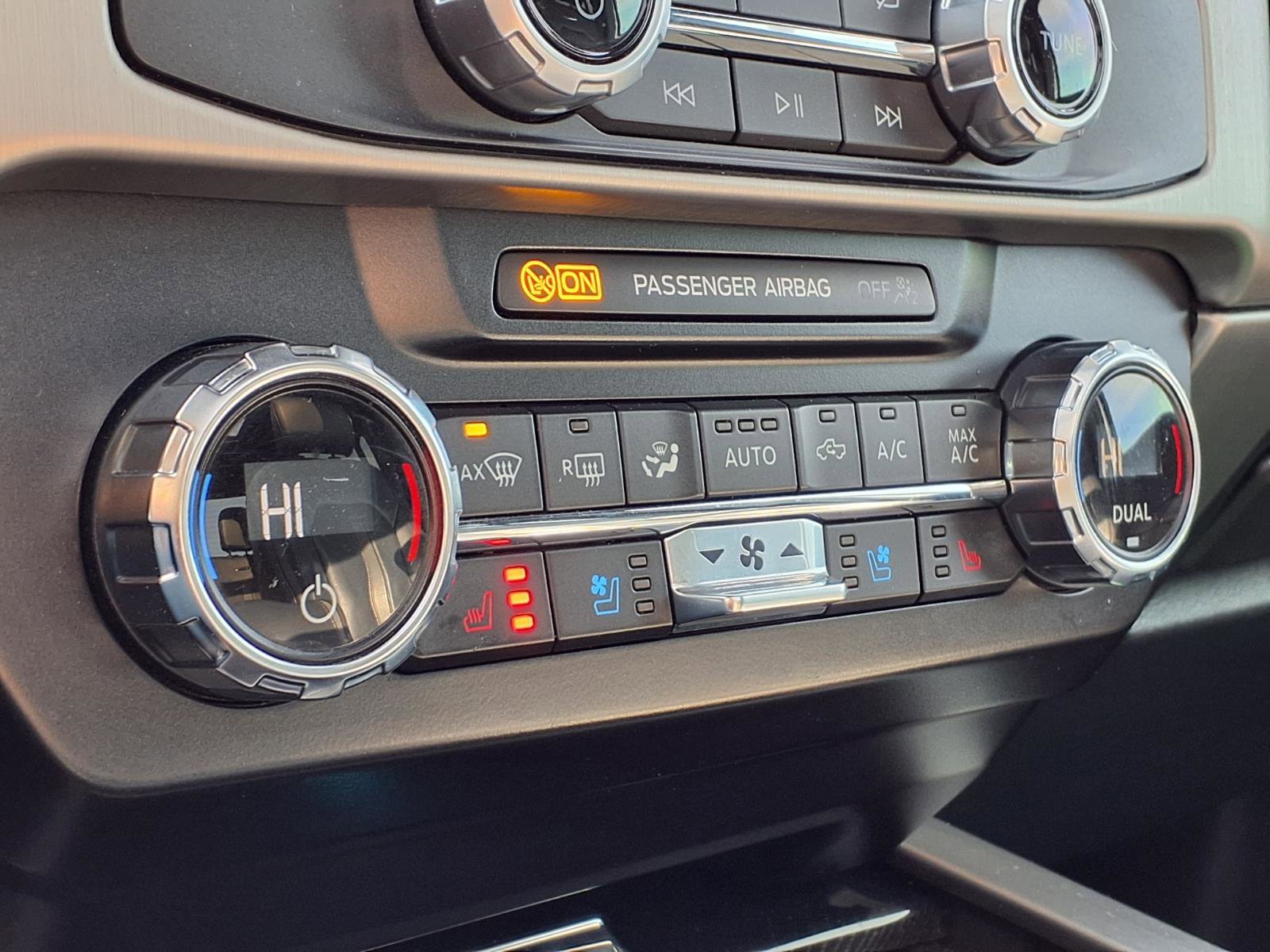 Used 2022 Ford F450 Platinum w/ Snow Plow Prep Package image 25