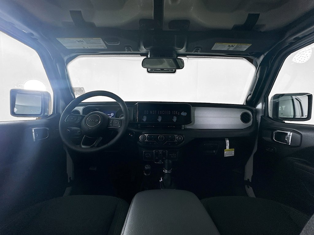 New 2025 Jeep Gladiator Sport AWD/4WD image 9