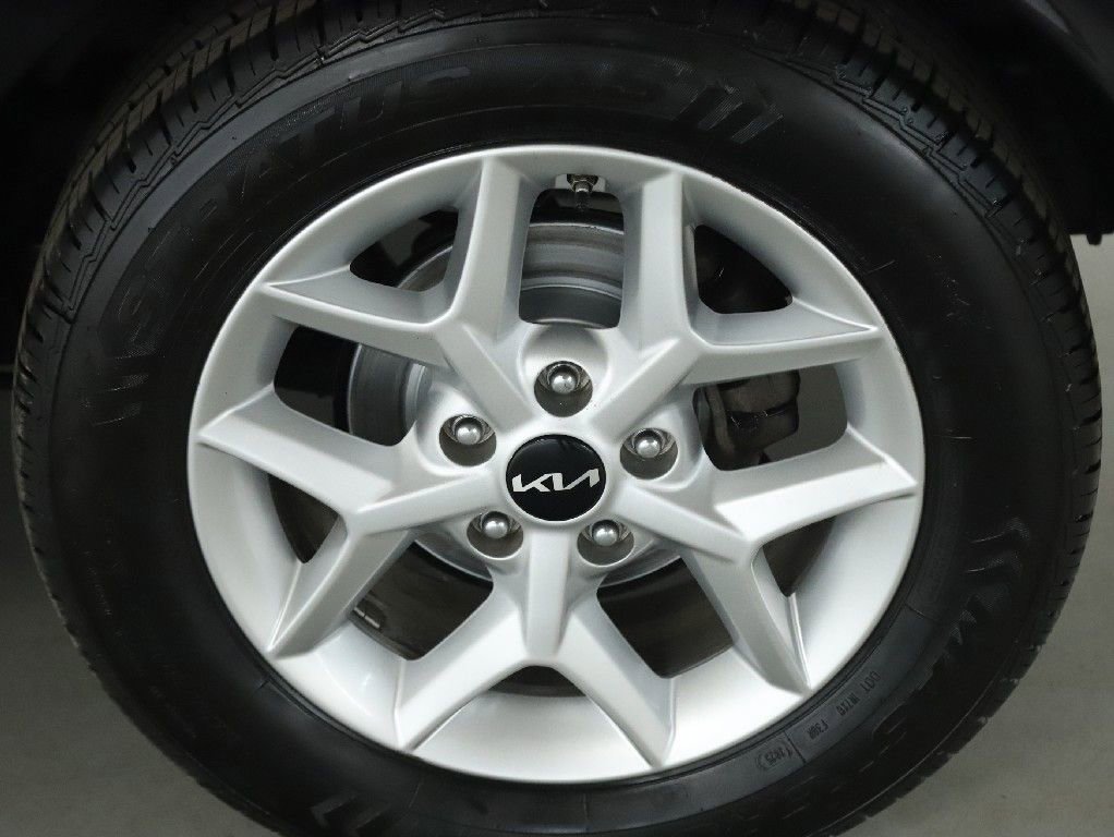 Used 2022 Kia Soul LX w/ Technology Package image 40