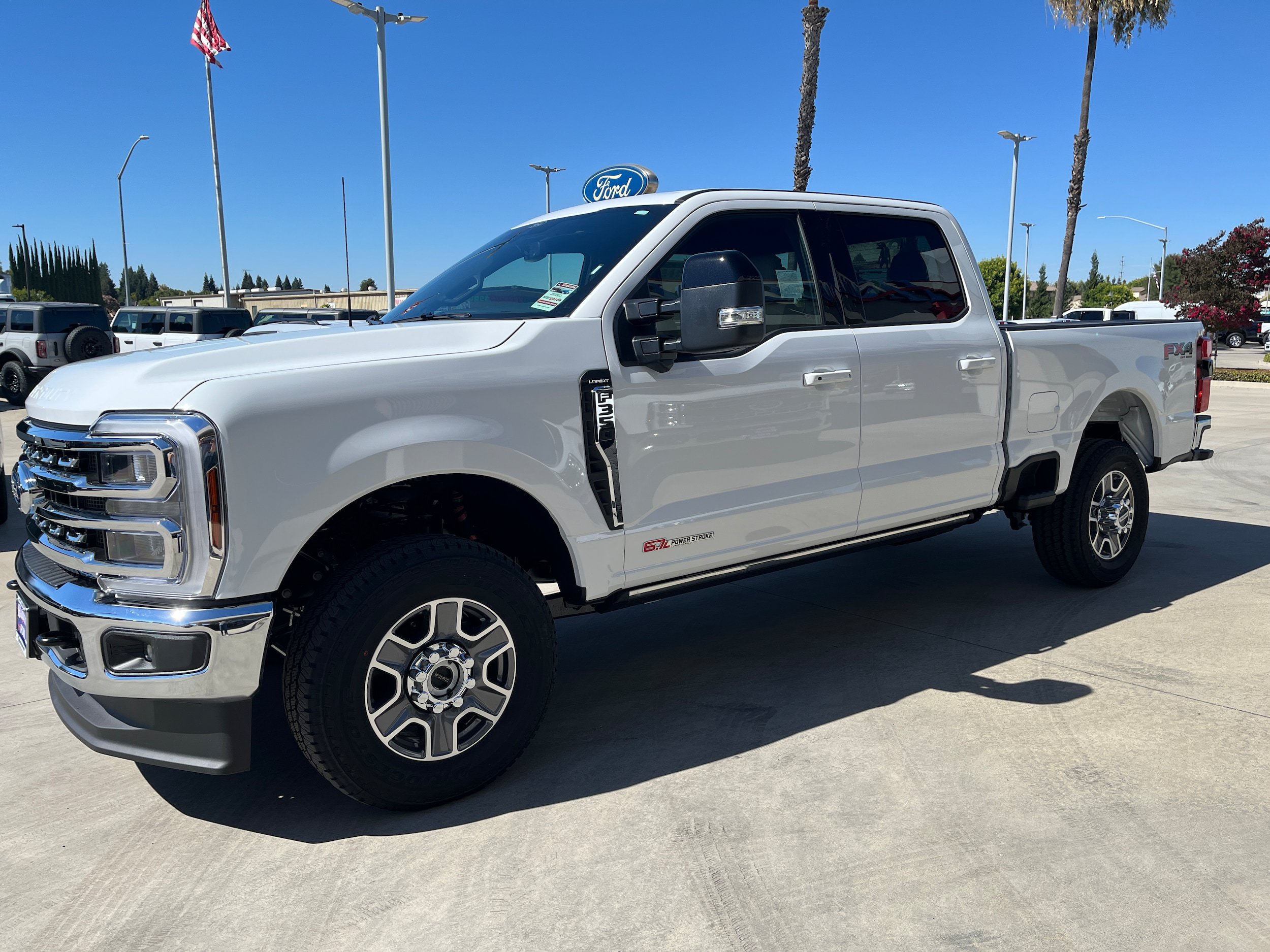 New 2026 Ford F350 Lariat w/ FX4 Off-Road Package AWD/4WD image 2