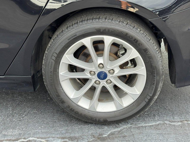 Used 2020 Ford Fusion SE FWD image 7