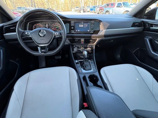 Certified 2020 Volkswagen Jetta R-Line image 13