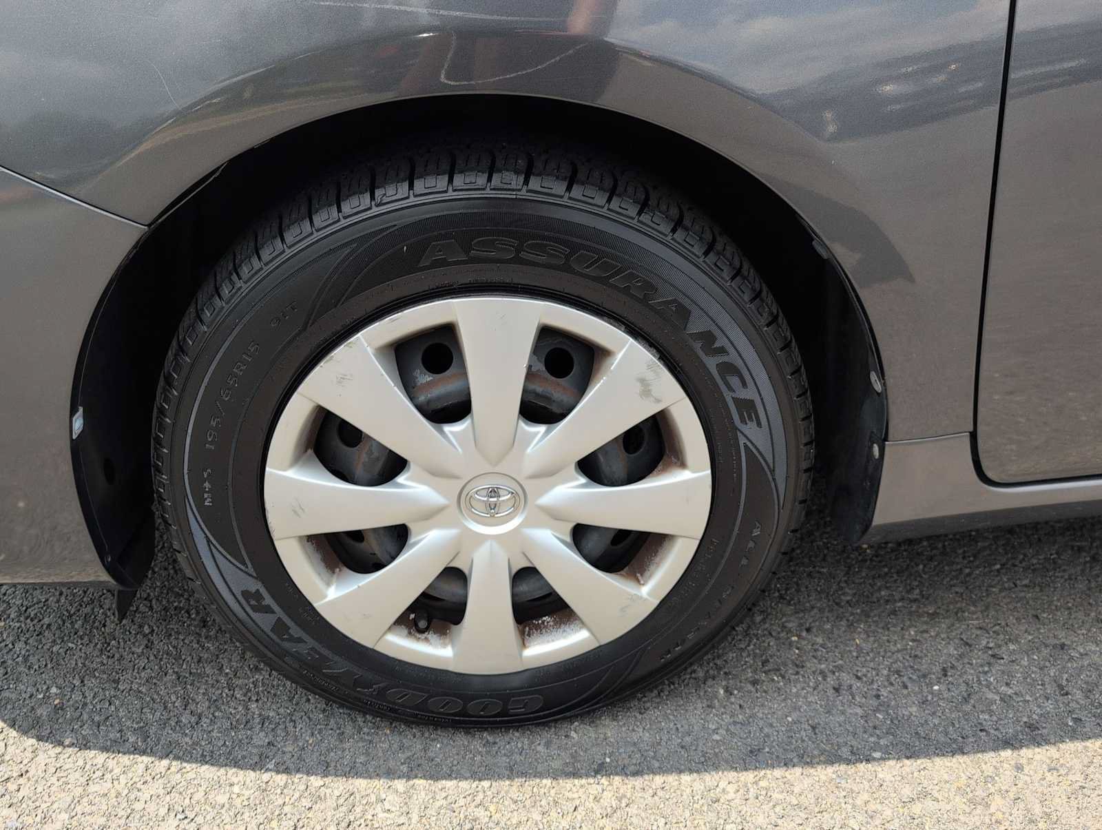 Used 2010 Toyota Corolla LE FWD image 14