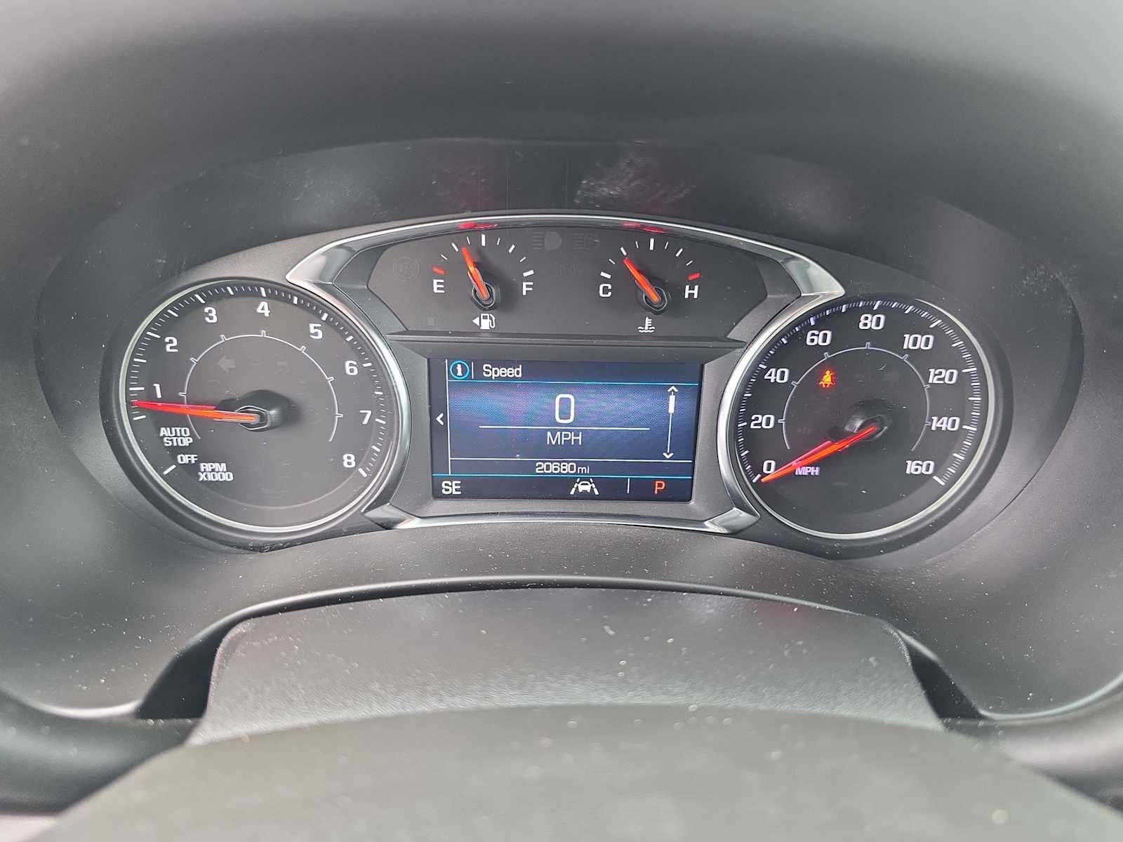 Used 2023 GMC Terrain SLE w/ Driver Convenience Package image 11