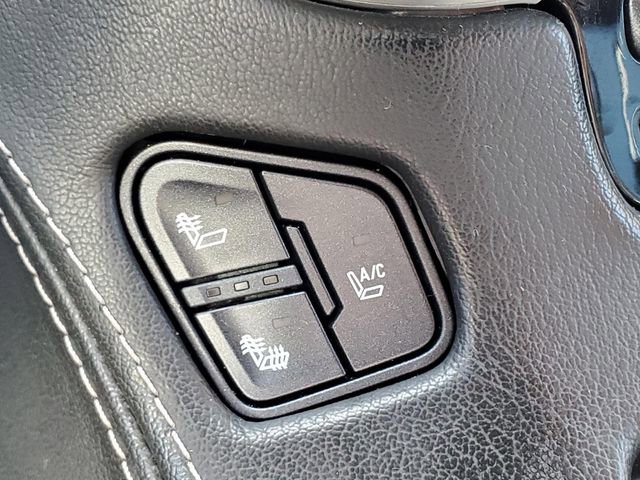 Used 2015 GMC Yukon SLT w/ HD Trailering Package image 29