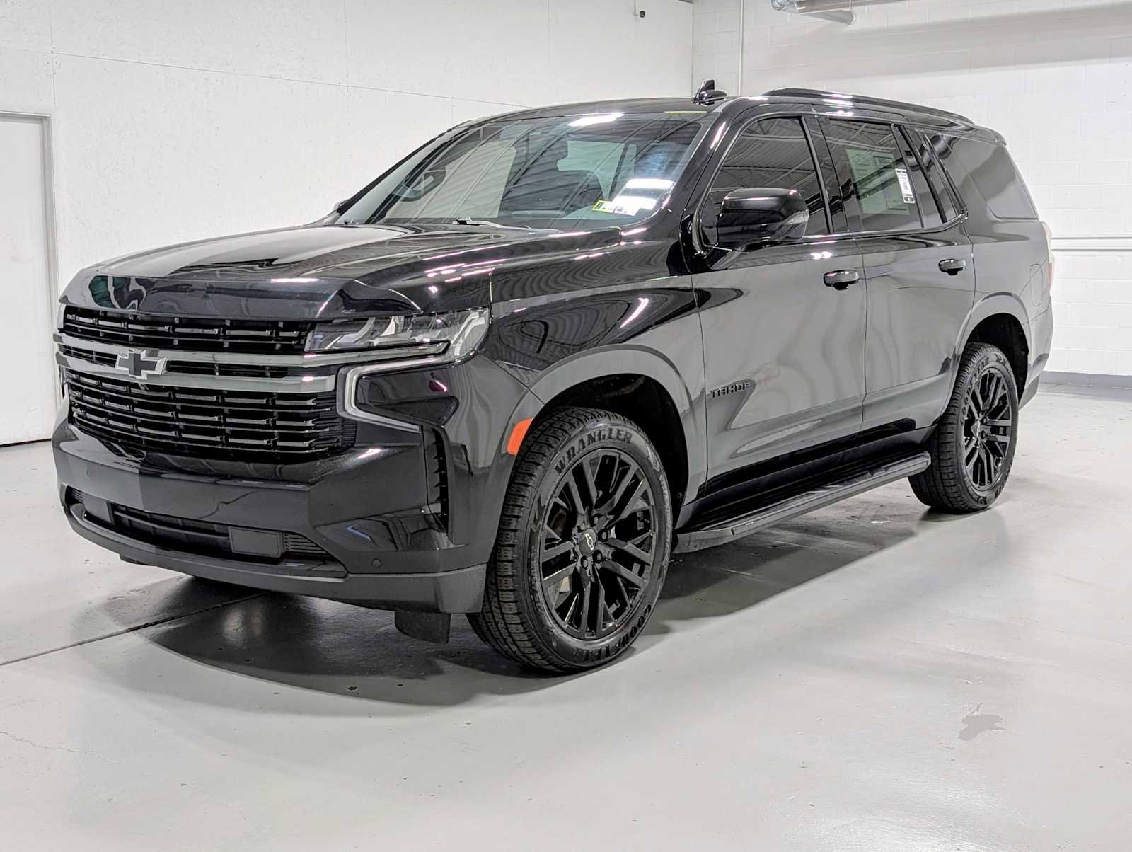 Used 2022 Chevrolet Tahoe RST w/ Sport Performance Package image 1