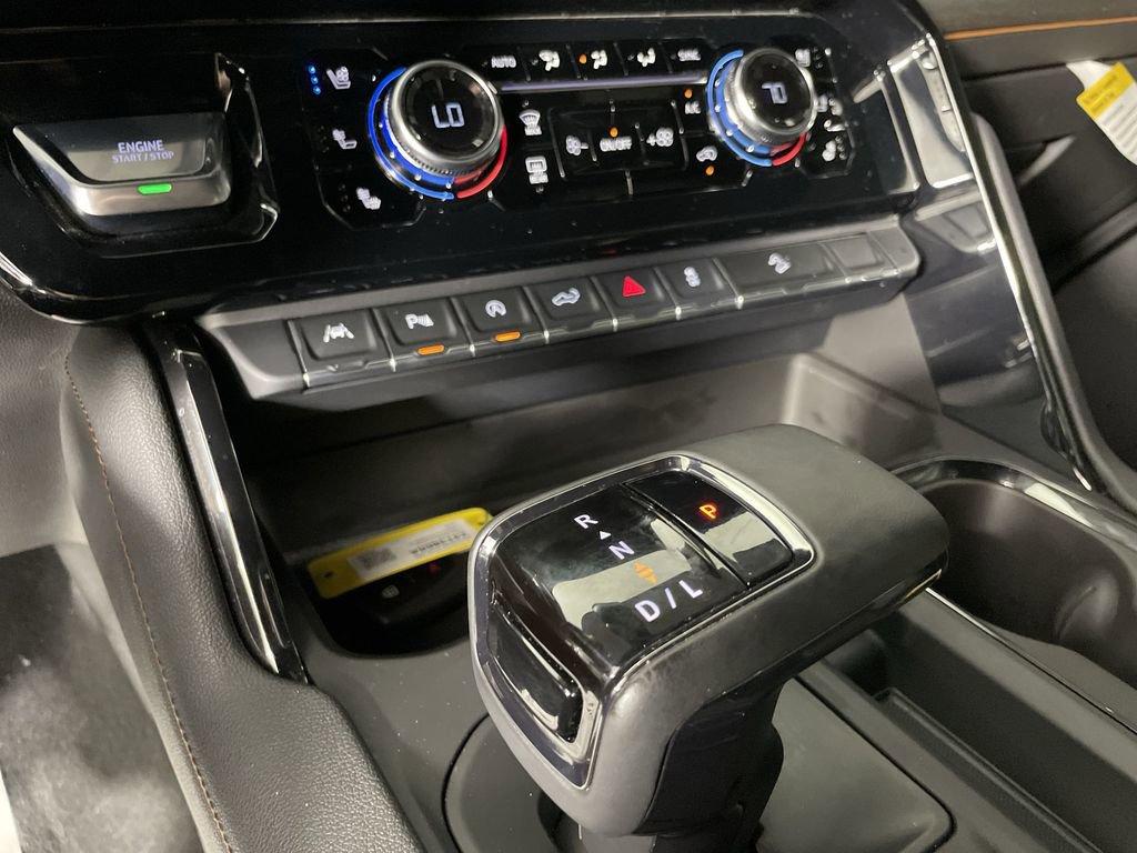 Used 2025 GMC Sierra 1500 AT4 w/ AT4 Premium Package image 15