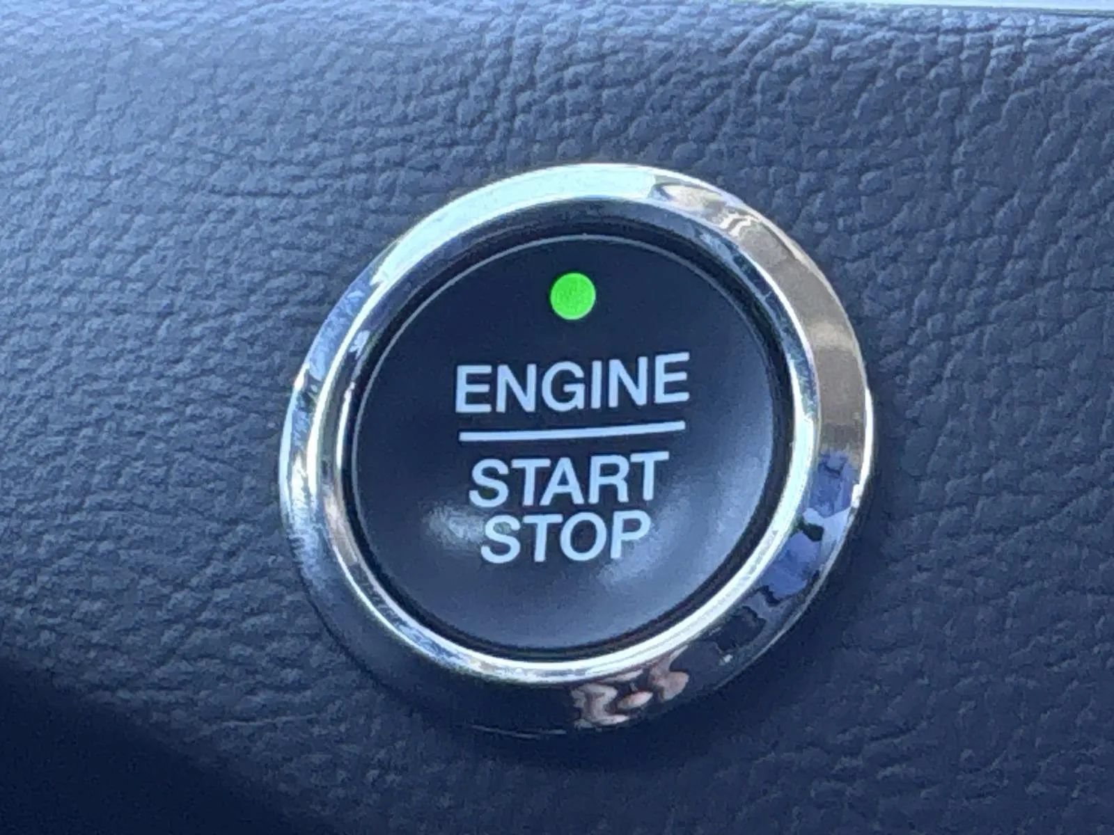 Used 2024 Ford Edge SEL AWD/4WD image 31