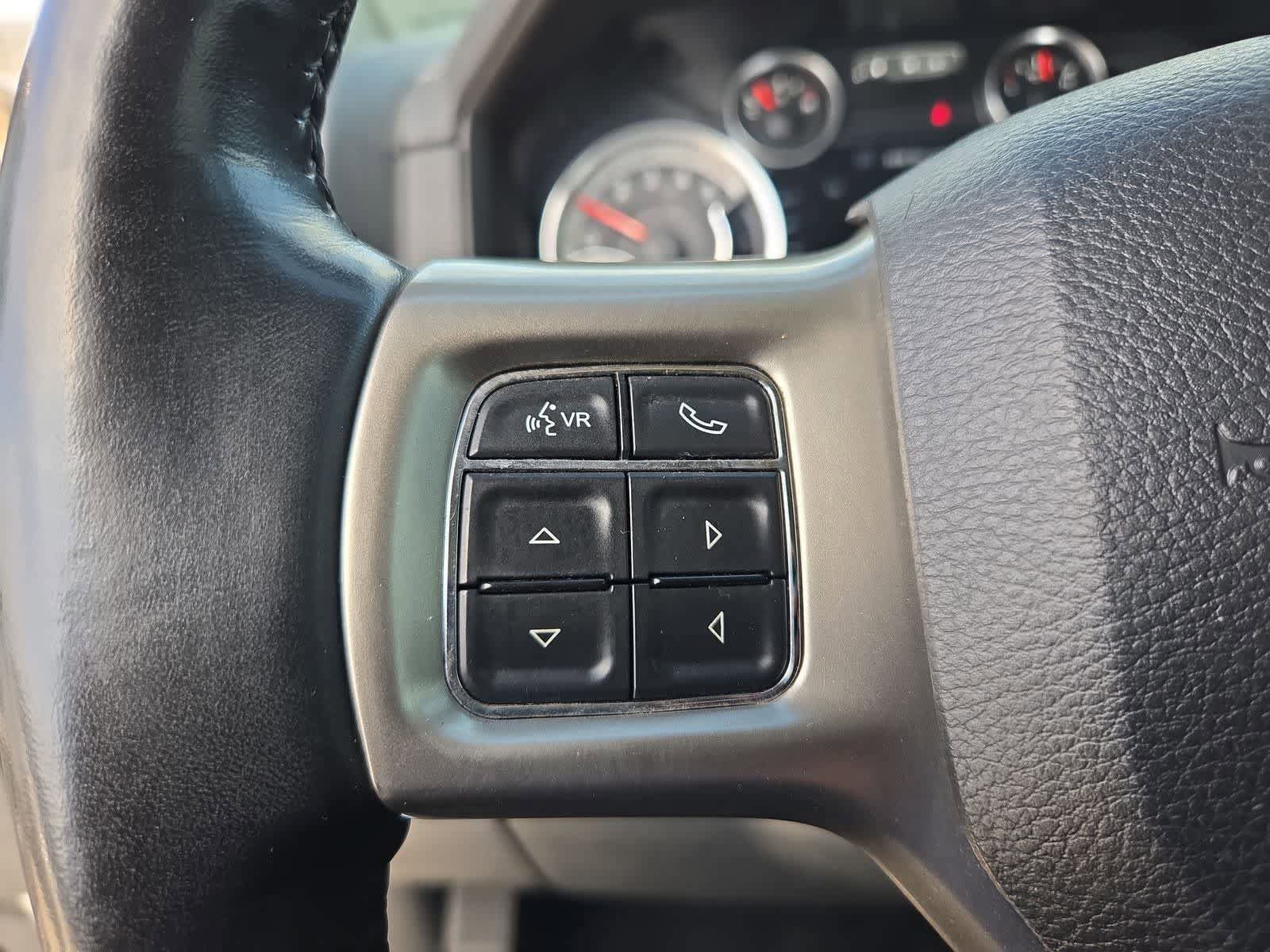 Used 2015 RAM 1500 Laramie w/ Convenience Group AWD/4WD image 22