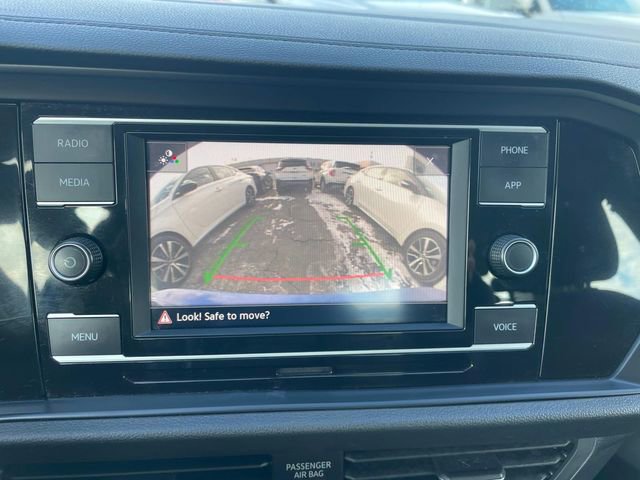 Used 2022 Volkswagen Jetta S image 20