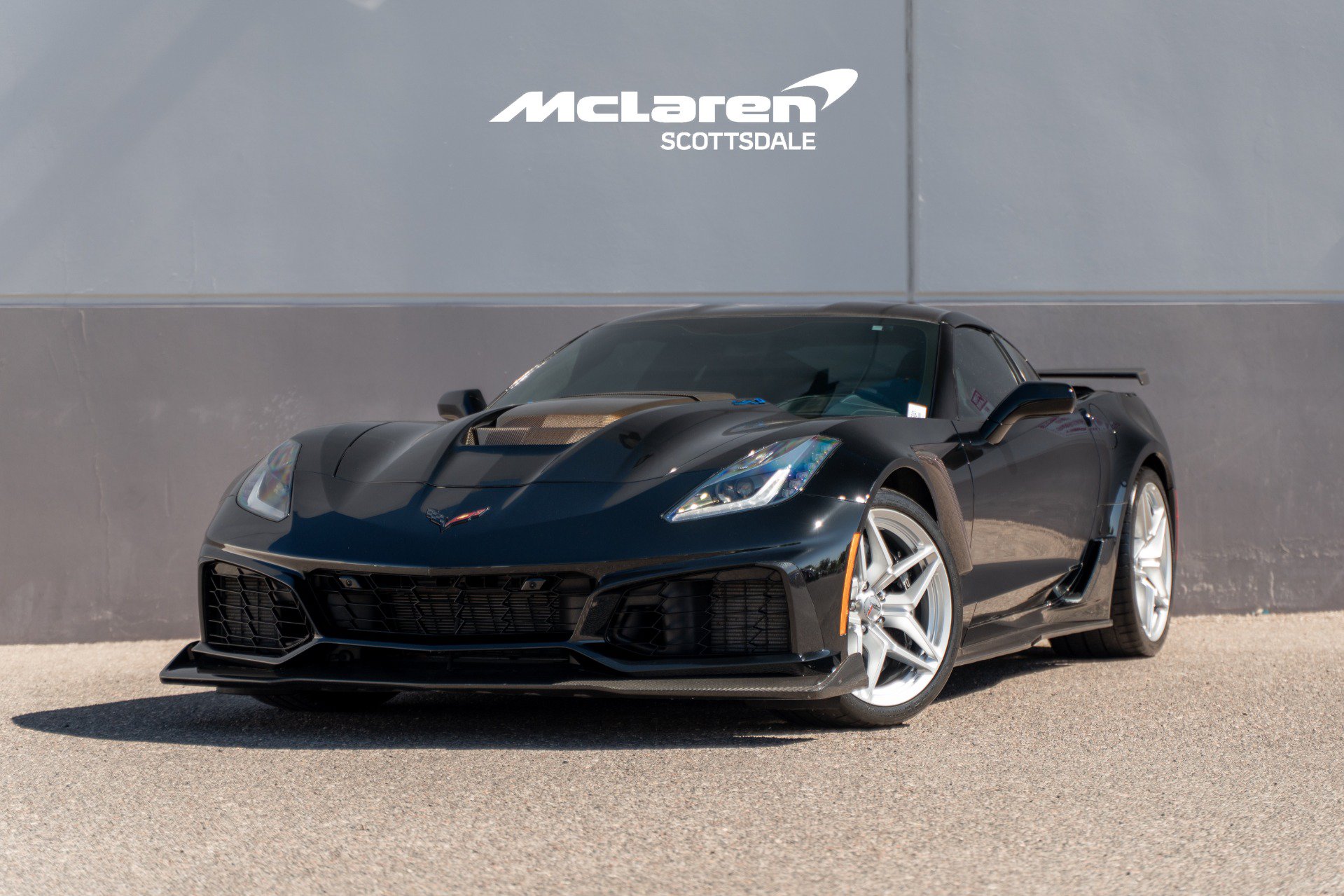 Used 2019 Chevrolet Corvette ZR1 RWD image 2