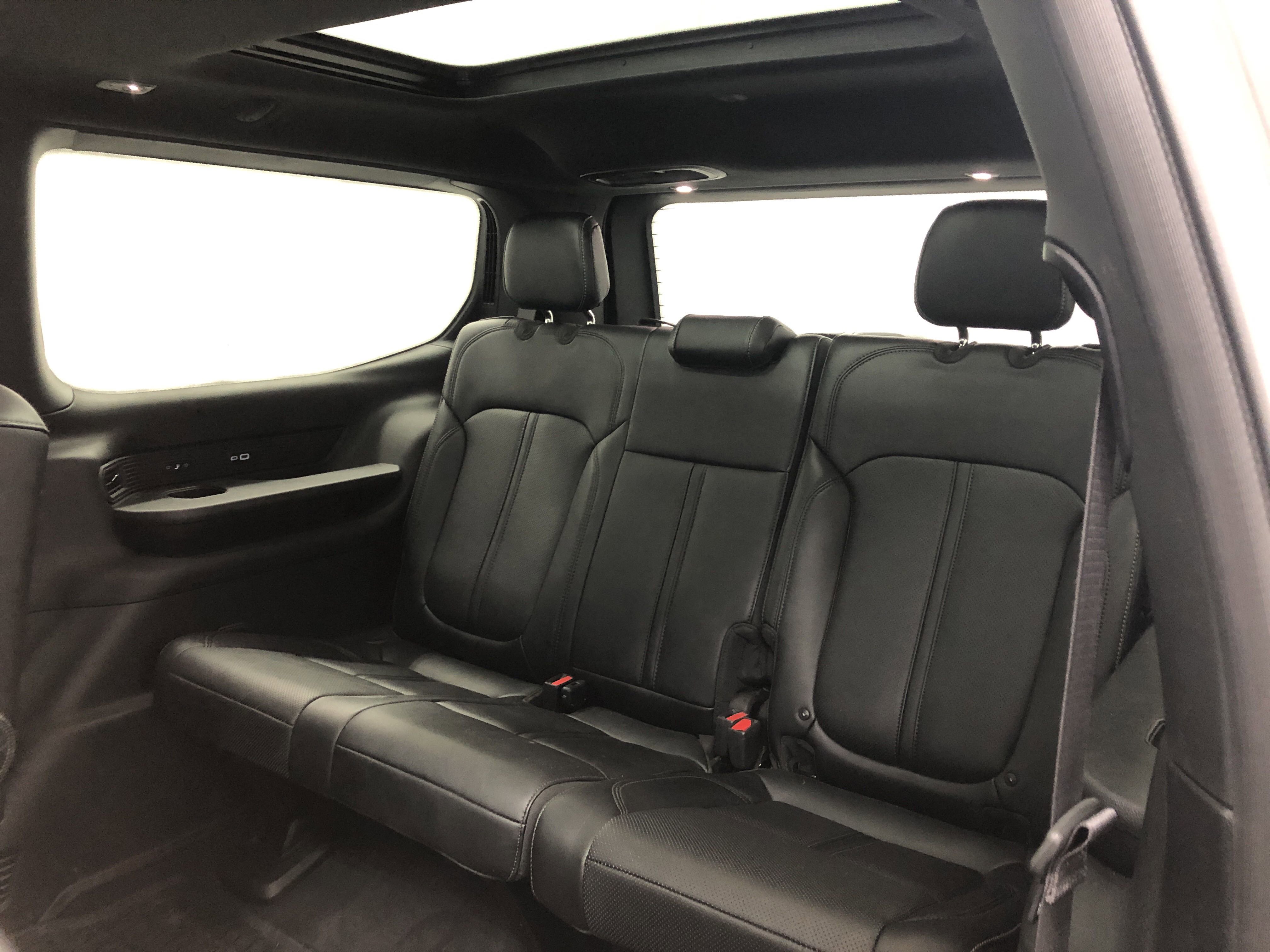 Used 2024 Jeep Wagoneer Series II w/ Convenience Group I image 8