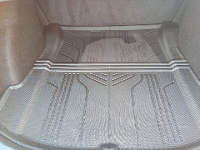 Used 2020 Tesla Model 3 Performance image 6