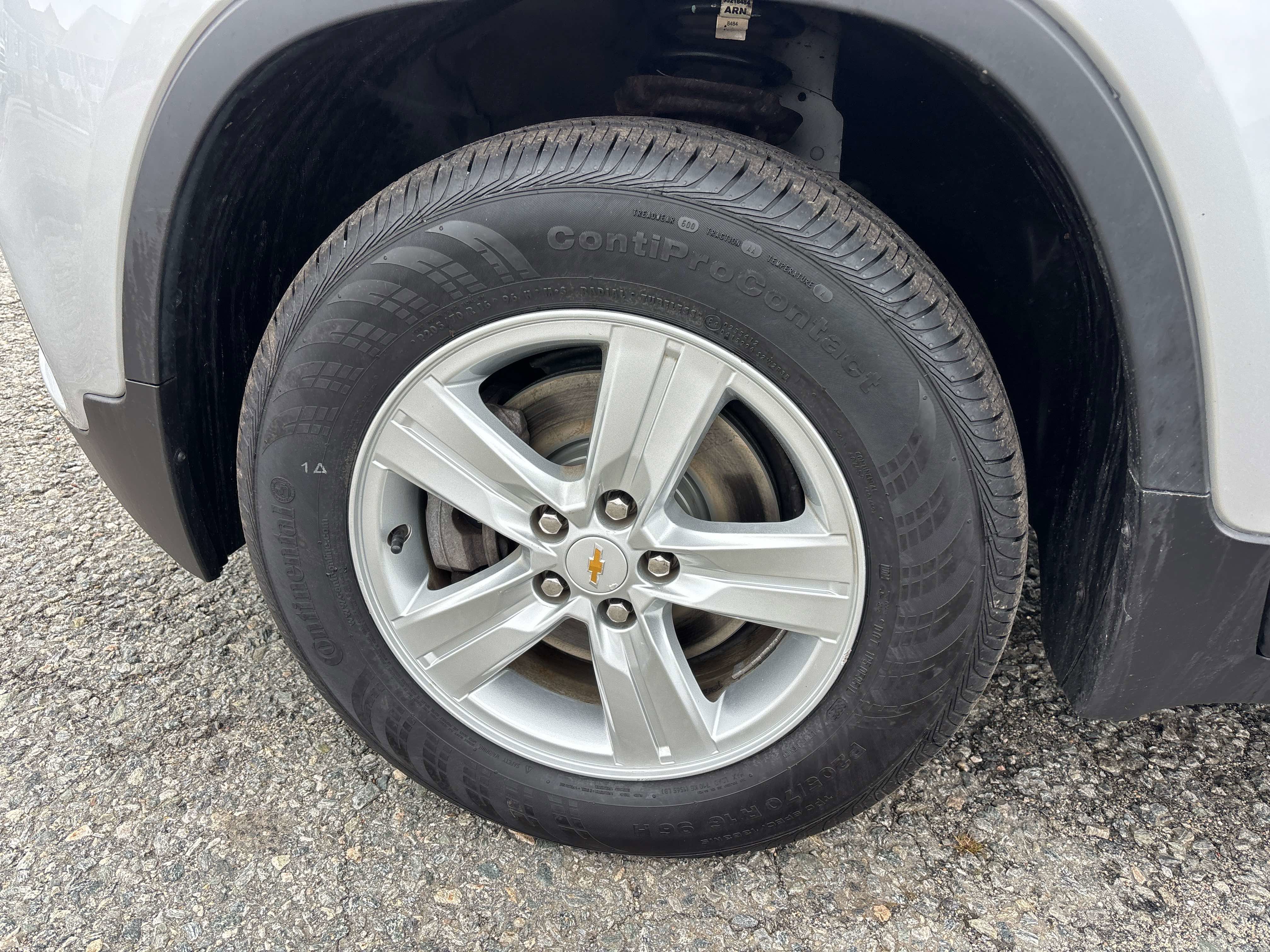 Used 2019 Chevrolet Trax LT w/ LT Convenience Package image 9