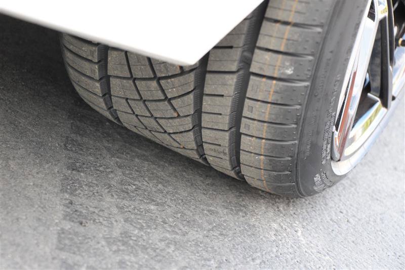 Used 2024 BMW M2 w/ Carbon Package image 40