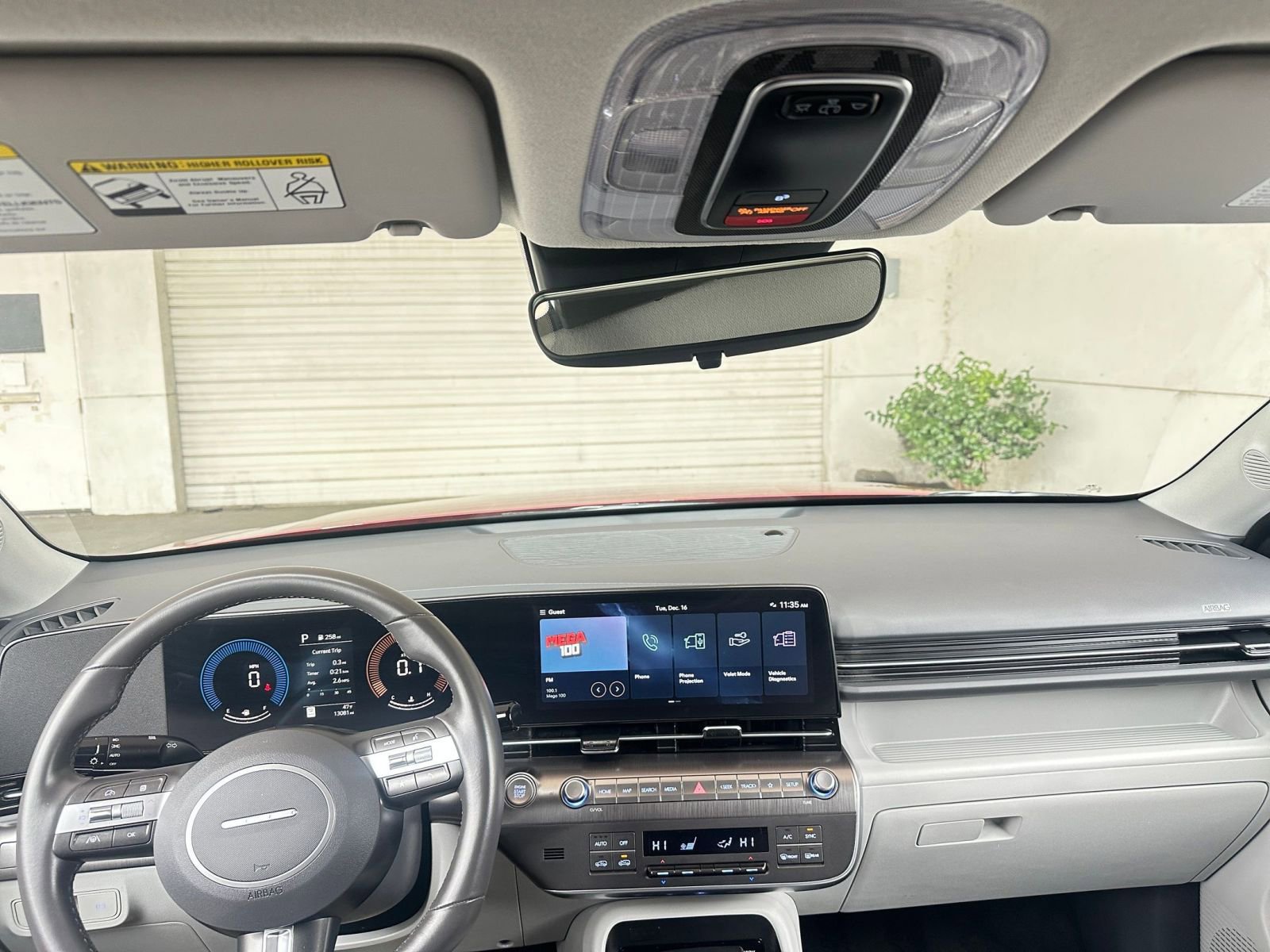 Used 2025 Hyundai Kona SEL image 33